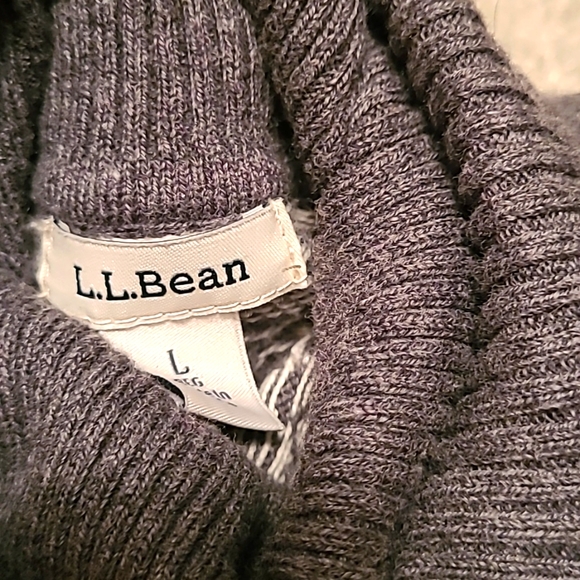 NWOT Cozy cabin sweater - Picture 4 of 5